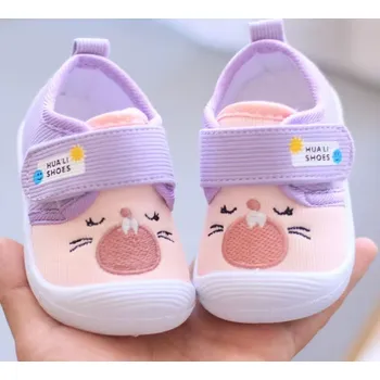 Dětská sportovní obuv Capáčky se zapínáním na suchý zip - spící zvířátko Barva: růžová (styl B), Velikost EUR: 18