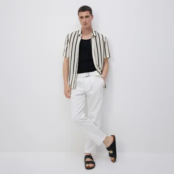 Pánské kalhoty Reserved - Slim fit kalhoty s páskem - krémová - 5458L-01X - 5458L-01X-S