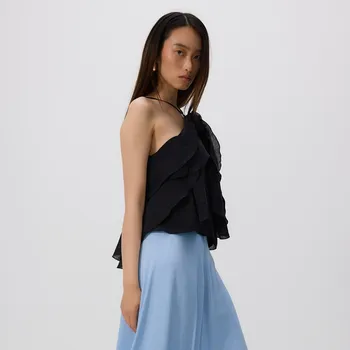 Dámské tričko Reserved - Top s ozdobnou růží - černý - 422FH-99X - 422FH-99X-M