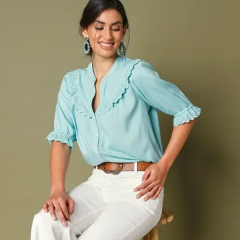 Dámská halenka Košilová halenka s výšivkou azurová 46