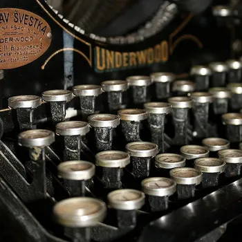 Hlasy českých literátů Audiokniha