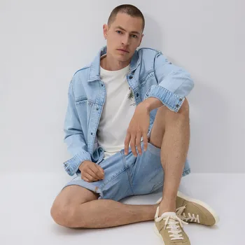 Pánské oblečení Reserved - Džínové šortky slim fit - modrá - 5302L-05J - 5302L-05J-28