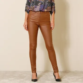 Dámské kalhoty Úzké kalhoty v koženkovém vzhledu karamelová 50