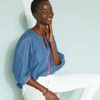 Dámská halenka Halenka s výšivkou z džínoviny, 3/4 rukávy modrá 44