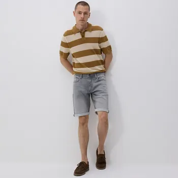 Pánské kalhoty Reserved - Šortky slim fit se záhyby - světle šedá - 8572H-09J - 8572H-09J-34