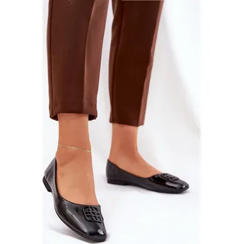 Dámské lodičky Lakované Elegantní Dámské Baletky S Ozdobným Detalem Vinceza 17377 Barva: Černá, Velikost: 39