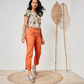 Dámské kalhoty Rovné kalhoty s kapsami a nohavicemi na ohrnutí tomatová 36