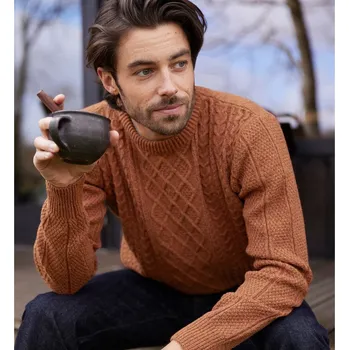 Pánský svetr Pulovr s irským vzorem a kulatým výstřihem měděný melír 78/86 (S)