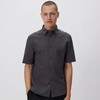 Pánská košile Reserved - Košile střihu regular s&nbsp;krátkými rukávy - tmavě šedá - 157DV-90X - 157DV-90X-M