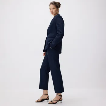 Dámské kalhoty Reserved - Kalhoty s&nbsp;nažehlenými puky - tmavomodrá - 287FT-59X - 287FT-59X-S