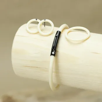 Sada simply béžová - připínací Velikost náramku: 12 cm, Velikost Prstýnku: S - 56 mm, Barva ocelových komponentů: černá