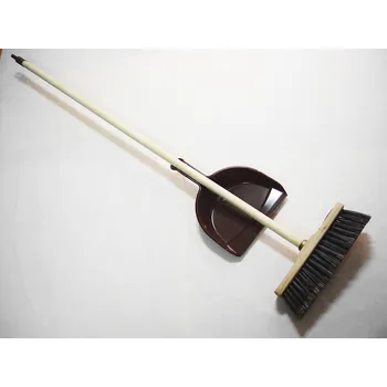 KONEX - Sada na zametání metla a lopatka, materiál: dřevo/plast, výška 135cm, šířka 27cm