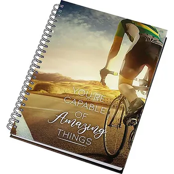 Zápisník Nedatovaný deník formátu A5 s pevným obalem Desk-Mate®, černá