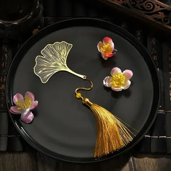 Doplněk ke knize Stylová kovová záložka do knih s listovým motivem | retro záložka, dárkový doplněk - Styl 7