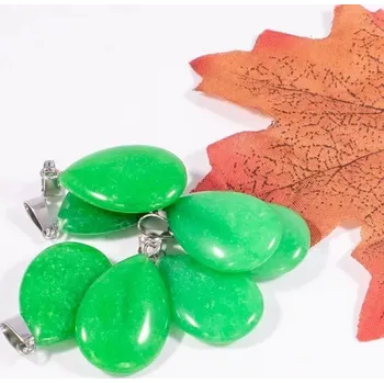 Přívěsek Přírodní krystal kapka 20x6mm | Minerální přívěsek 1 ks - přirozený můj nefrit