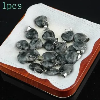 Přírodní krystal srdce | Minerální dekorace - Přírodní amfibolit , 1ks 16x6mm