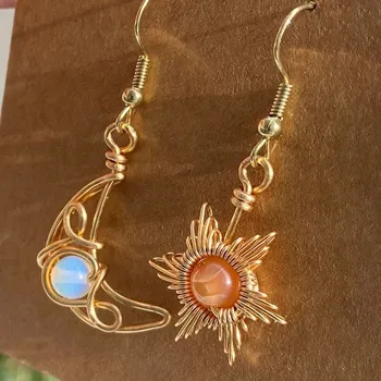 Náušnice Vintage asymetrické náušnice měsíc a slunce | Retro šperky, elegantní doplněk - B2942-1