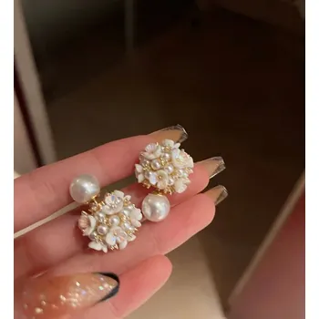 Náušnice Luxusní perlové visací náušnice | dámské náušnice, designové šperky - HE6351-1