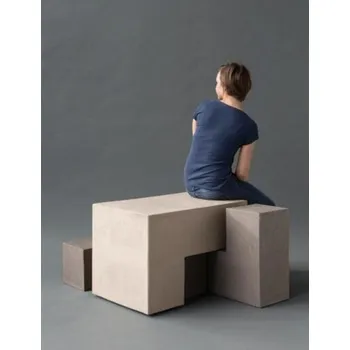 Zahradní lavice Atelier Vierkant stolička LC25