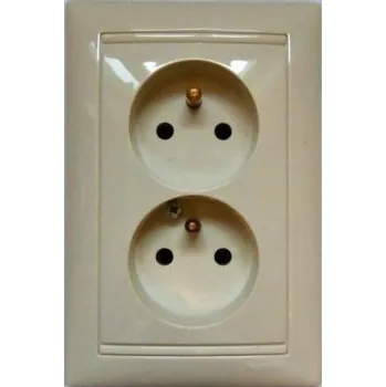 Elektrická zásuvka LEG VALENA 774393 ZÁSUVKA 2X2P+T CLONKY