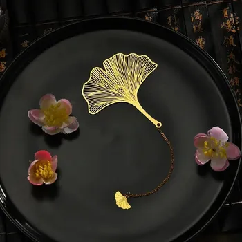 Doplněk ke knize Stylová kovová záložka do knih s listovým motivem | retro záložka, dárkový doplněk - Styl 3