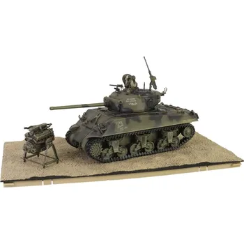 Plastikový model Forces of Valor - M4A3(76)W Sherman, US Army, 761st Tank Btn Black Panthers, Německo, 1945, 1/32