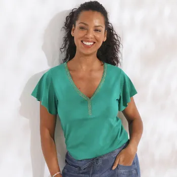 Tričko s výstřihem do V a třpytivou lemovkou zelená 50