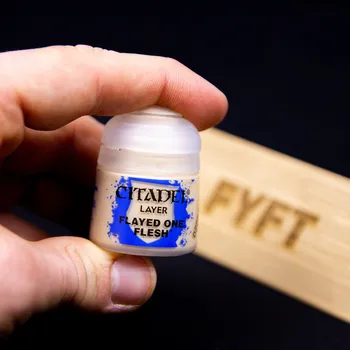 Modelářská barva Citadel Layer: Flayed One Flesh 12ml - barva na figurky miniatury