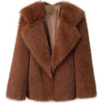 Dámský kožich Dámský kožich s klasickým límcem Velikost: L, Barva (Varianta): Hnědá fur coat