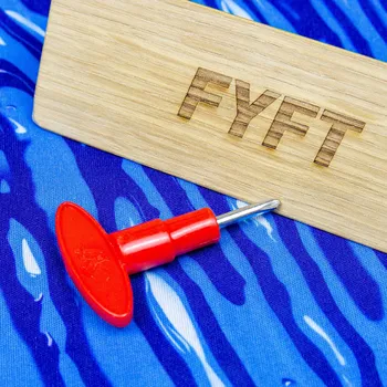 Hlavolam Šroubováček na rubikovy kostky Barva: Červená