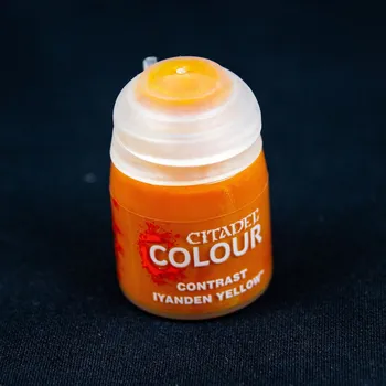 Modelářská barva Citadel Contrast: Iyanden Yellow - barva na figurky miniatury