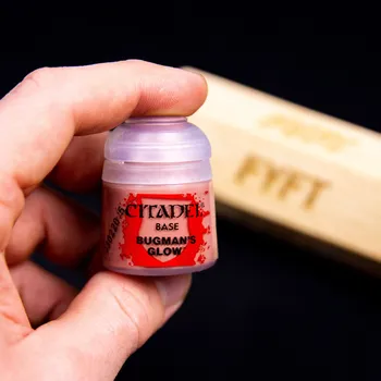Modelářská barva Citadel Base: Bugman's Glow 12ml - barva na figurky miniatury