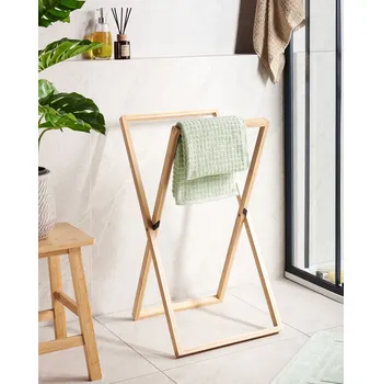 Držák na ručník Stojan na ručníky světle hnědý bambusové dřevo skládací věšák na ručníky nebo oblečení koupelna Beliani