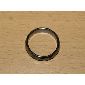Drahý kámen Hematit facetovaný - Prstýnek - průměr 21 mm - kp61