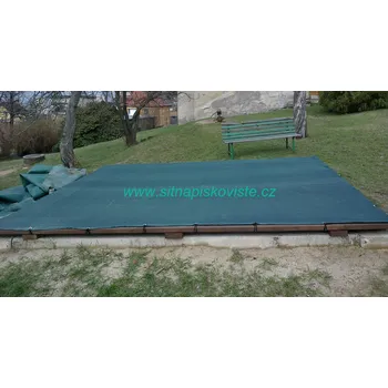 Pískoviště Krycí síť na pískoviště zelená, rozměr 1,3 x 1,3 m, gumolano ZDARMA (HDPE síť 115 g/m2)