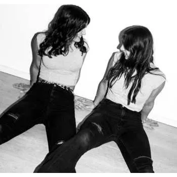 Hudba LP Devo: Bs! 2025