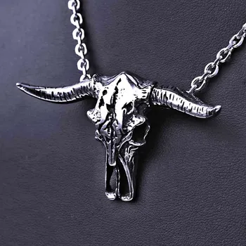 Přívěsek Ocelový přívěsek - Buvolí lebka / Bull skull (V018)