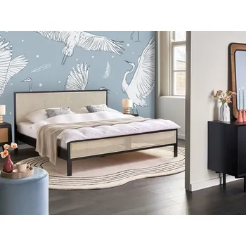 Postel Postel černé borovicové dřevo 180 x 200 cm s čelem s vídeňským výpletem lamelový rošt minimalistická rustikální styl ložnice Beliani