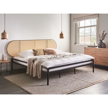 Postel Postel černá železný kovový rám 180 x 200 cm lamelový rošt PE ratan vídeňský výplet s čelem moderní boho styl ložnice Beliani