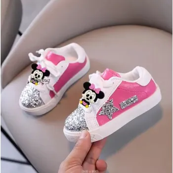 Dětská treková obuv Mickey a Minnie Dětské tenisky Minnie a Mickey mouse - růžové/černé (vel. 21-30 EUR) Barva: růžová Minnie Mouse, Velikost EUR: 29