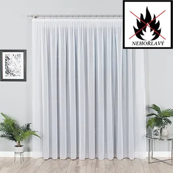 Záclona Hladký bílý voál s olůvkem - nehořlavý obšití okrajů 330