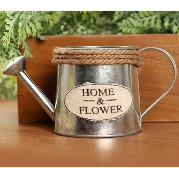 Dekorativní konev 1