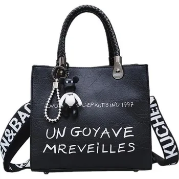 Kabelka Dámská kožená kabelka M1088 černá