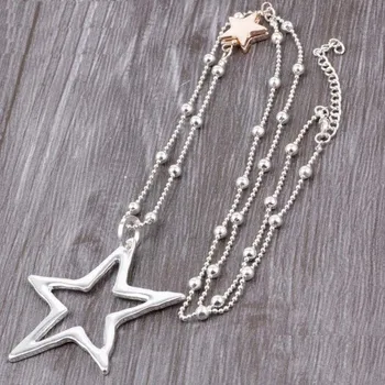 Šperk Dámský dlouhý náhrdelník s hvězdou