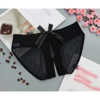Kalhotky Dámské sexy kalhotky s otvorem černá