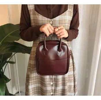 Kabelka Dámská kožená kabelka M1313 tmavě hnědá