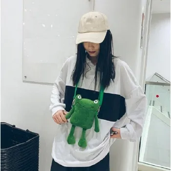 Kabelka Dámská kabelka z umělé kožešiny žába tmavě zelená