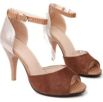 Dámské sandále Dámské sandály na dřevěném podpatku hnědá 35