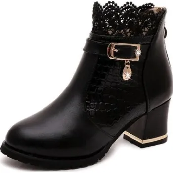 Dámské tenisky Dámské kotníkové boty Lilly černá 37