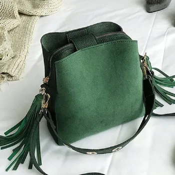 Kabelka Dámská crossbody kabelka M963 armádní zelená